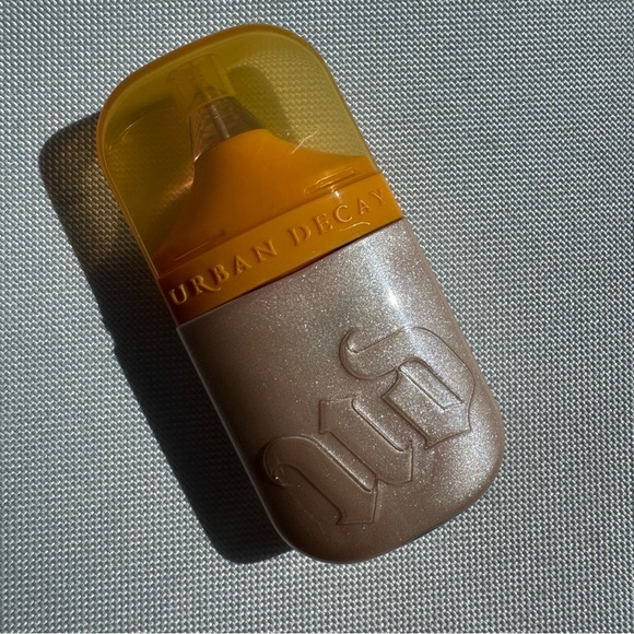 NWT Urban Decay Face Bond Luminizer Waterproof Glow Drops - Silverlake - Picture 3 of 3